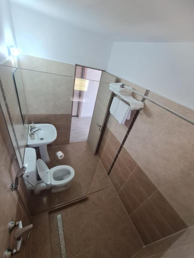 Yuka Hotel Vama Veche Eksteriør billede