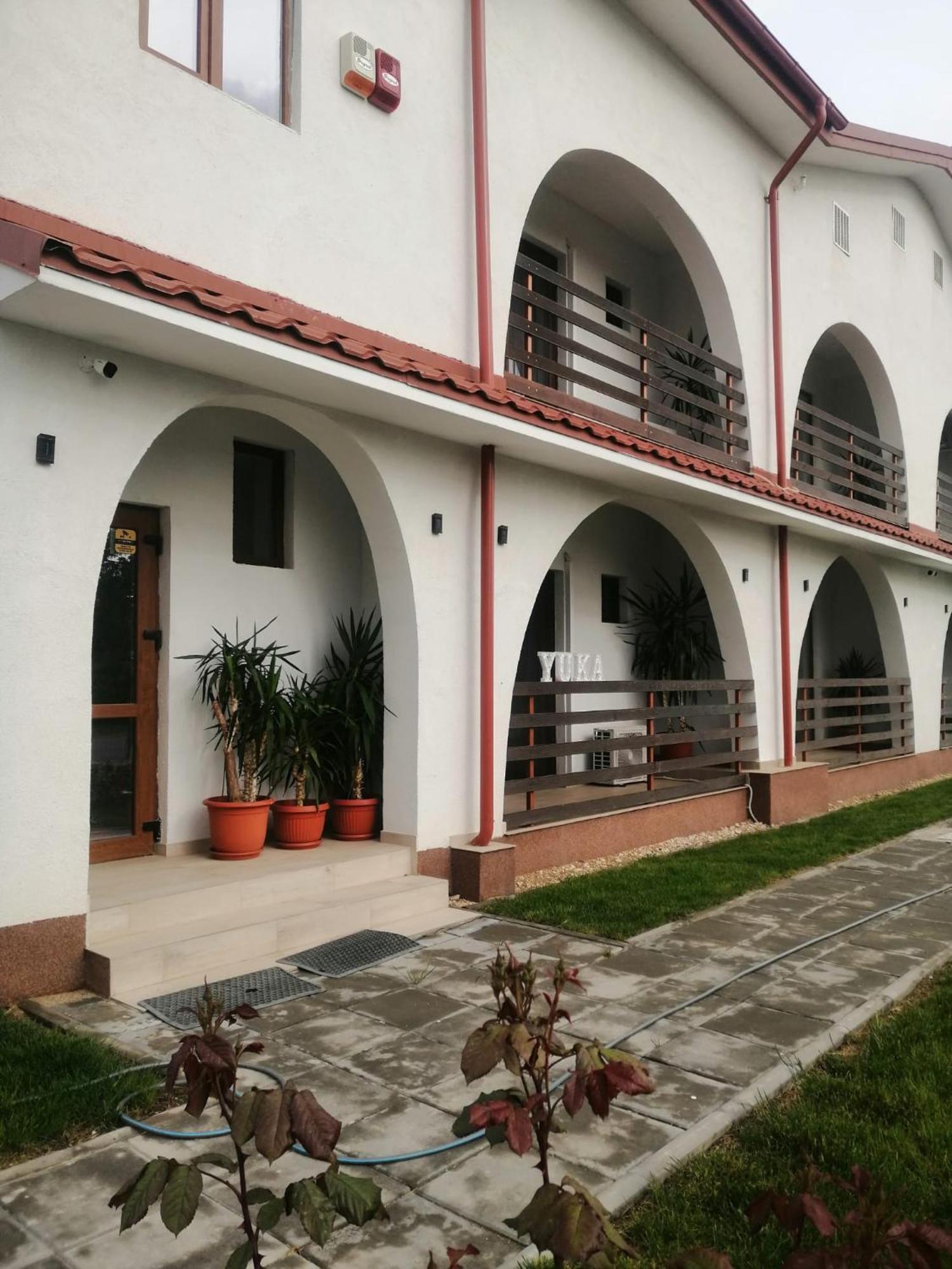 Yuka Hotel Vama Veche Eksteriør billede