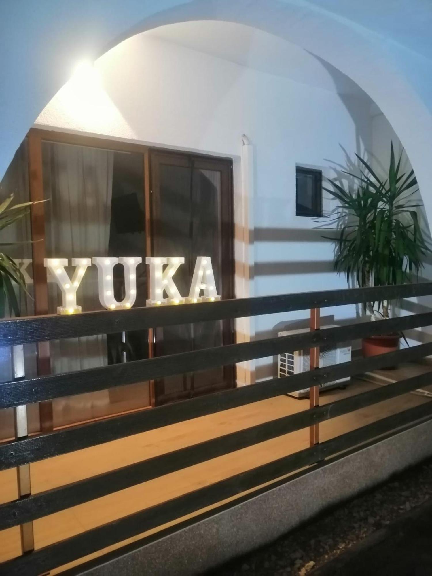 Yuka Hotel Vama Veche Eksteriør billede